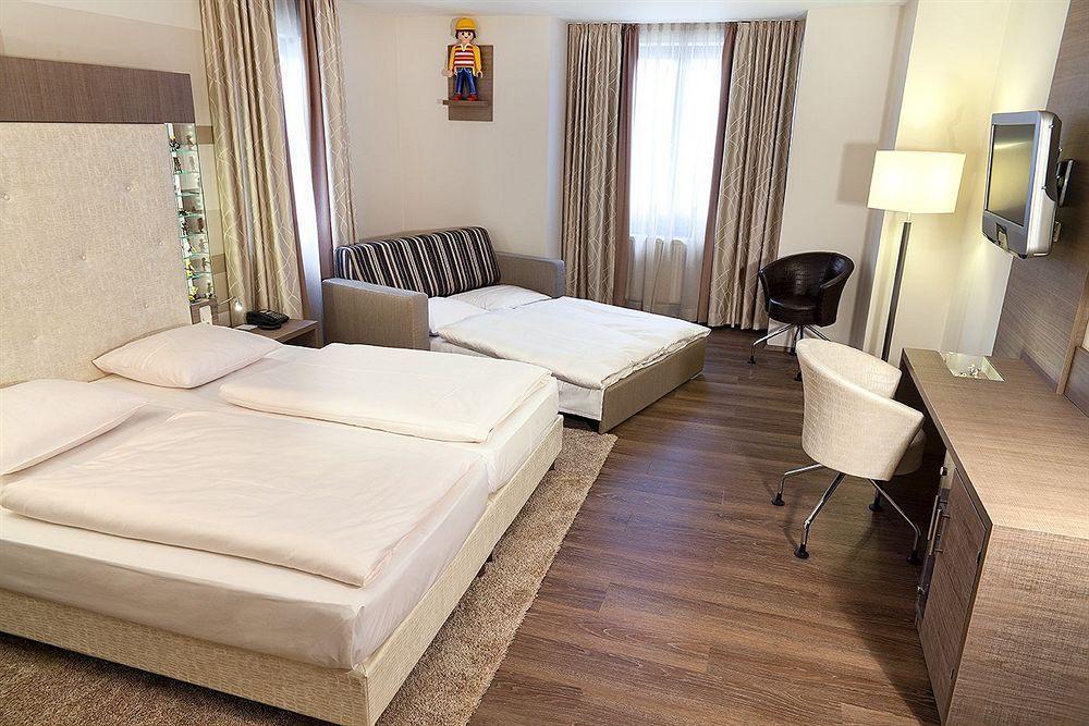 Ringhotel Reubel Zirndorf Εξωτερικό φωτογραφία